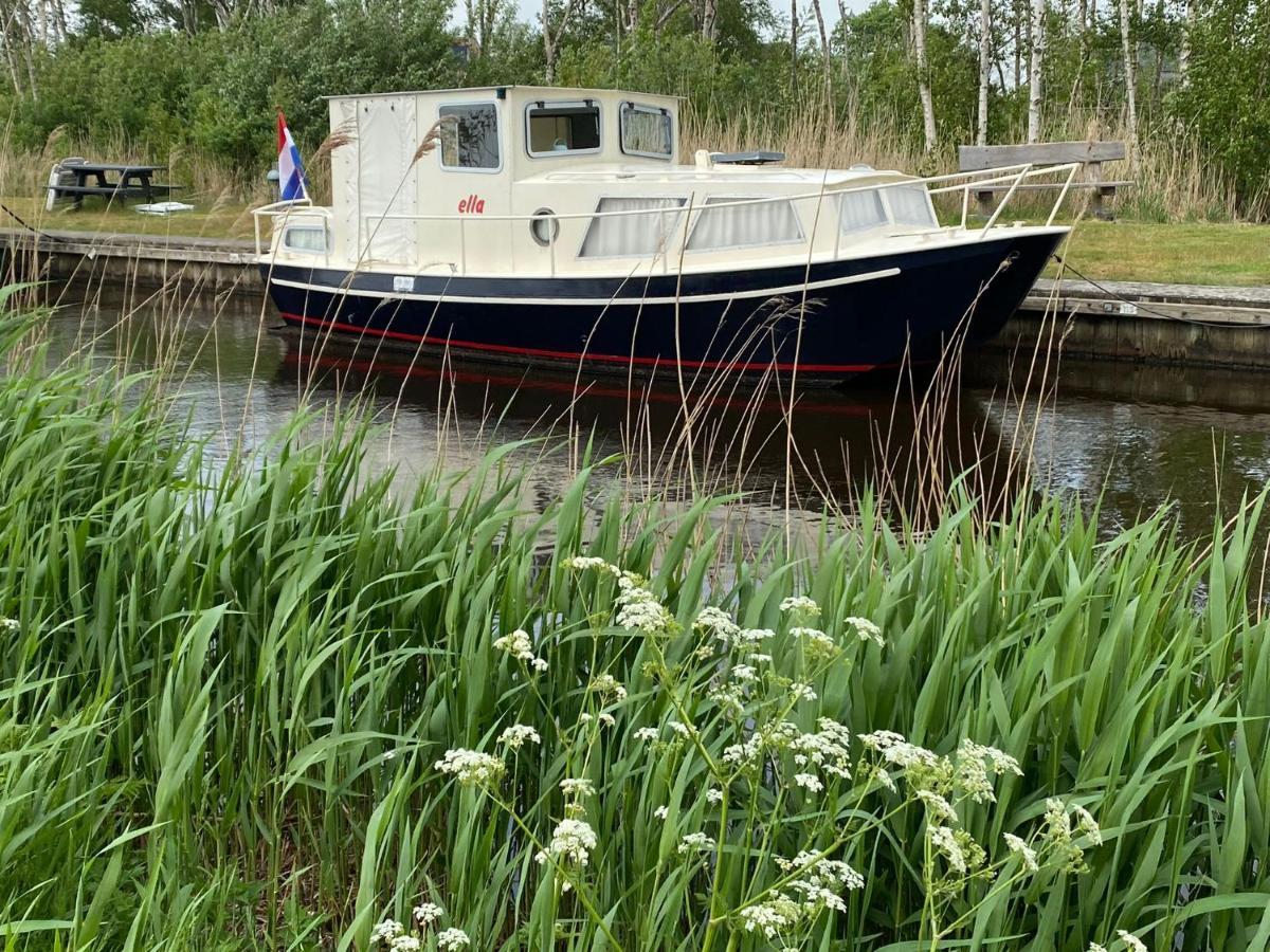 Boat Ella - Kamperen Op Het Water -Niet Om Mee Te Varen -Read Host Profile-Lees Hostprofiel Jutrijp Экстерьер фото